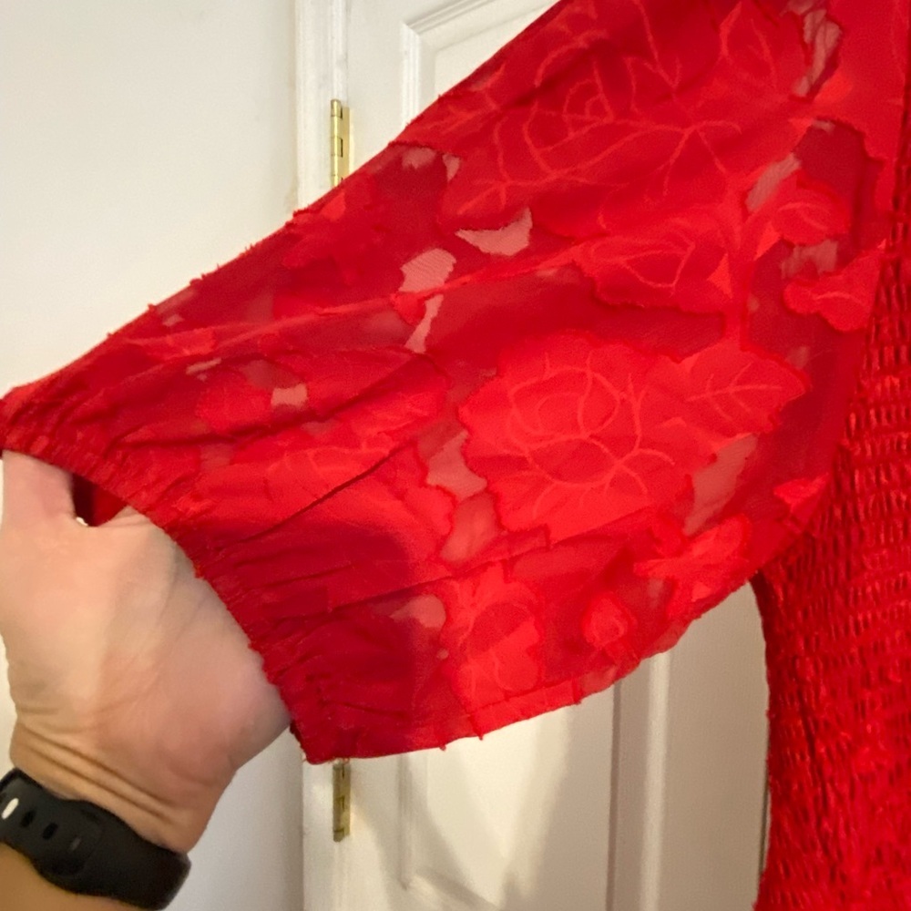 Merokeety Lace Dress - Picture 6 of 7